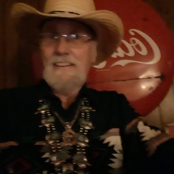 Profile Picture of Robert buck Thompson (@bucksmart) on Poshmark