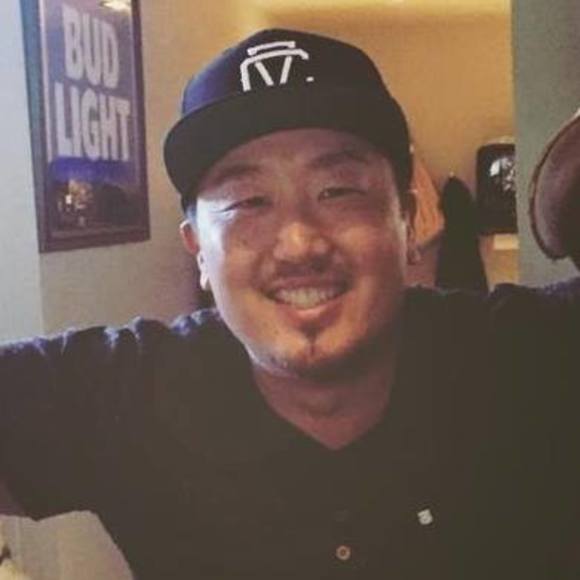 Profile Picture of Sun Chung (@syc707) on Poshmark