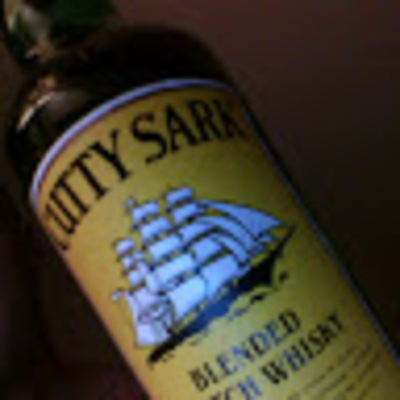 Profile Picture of Kyle Vanleuven (@vanleuvenkm) on Poshmark