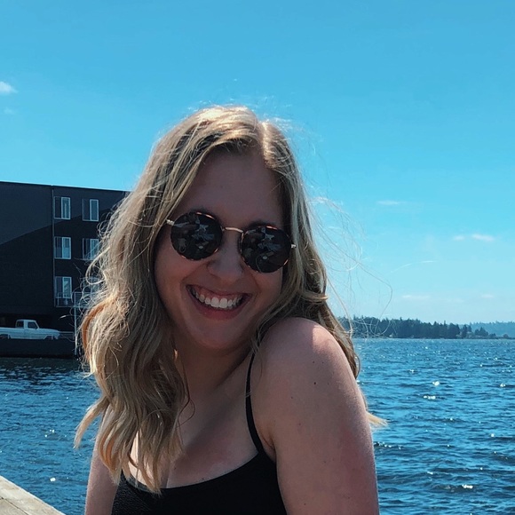 Jordan Bonnell - Poshmark Profile Picture of Jordan Bonnell (@jordanbonnell05) on Poshmark