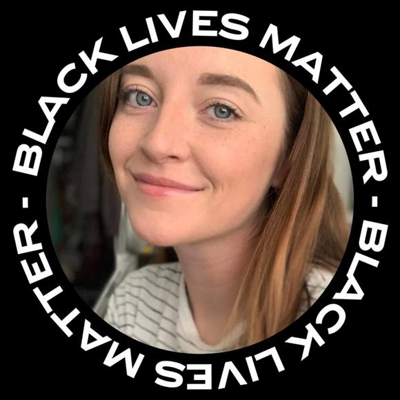 Profile Picture of Madison Trahan (@madisontrahan) on Poshmark