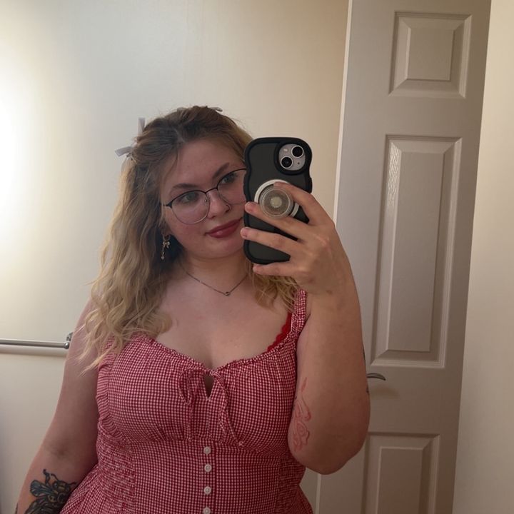 Profile Picture of Brianna Ivy🌹 (@briannaivyyy) on Tiktok