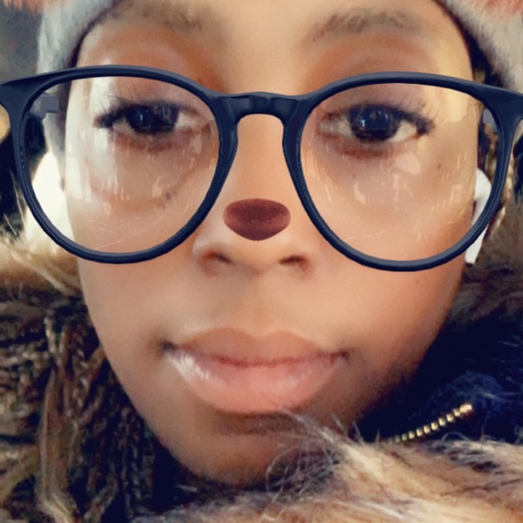 Profile Picture of Onika Boxill (@neeks55) on Poshmark