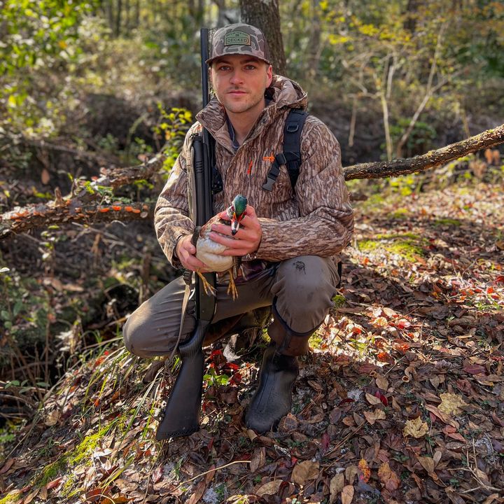 Profile Picture of Noah Holbrook (@holbrookn35) on Tiktok