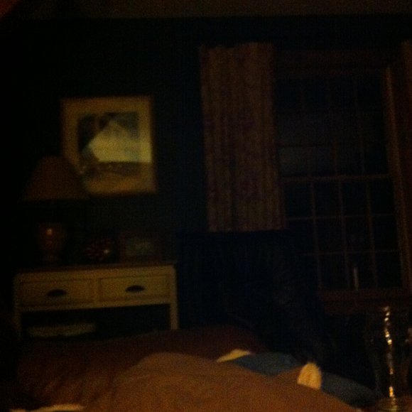 Profile Picture of Catherine Colton (@catcolton) on Poshmark