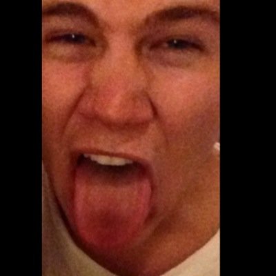 Profile Picture of Chris's Tongue (@inmechrisb) on Twitter