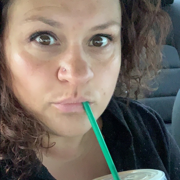 Profile Picture of Michelle Runyon (@micheller313) on Poshmark