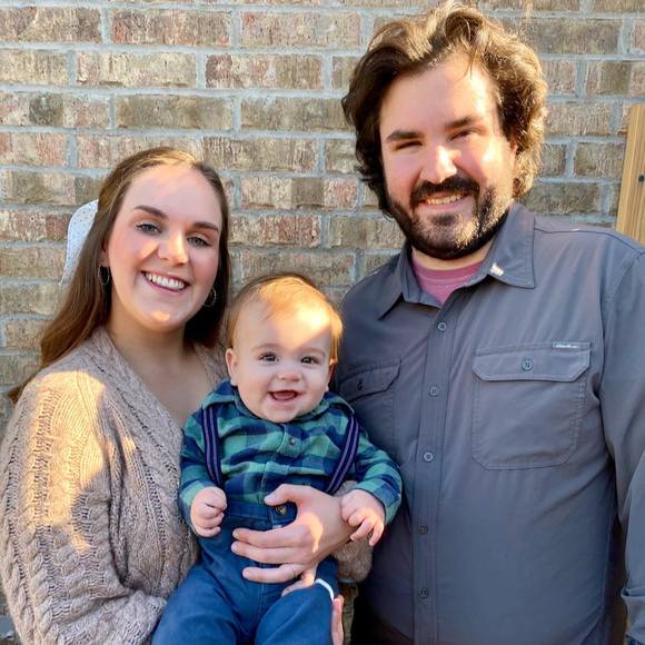 Profile Picture of Tori Craig (@tbunch98) on Poshmark