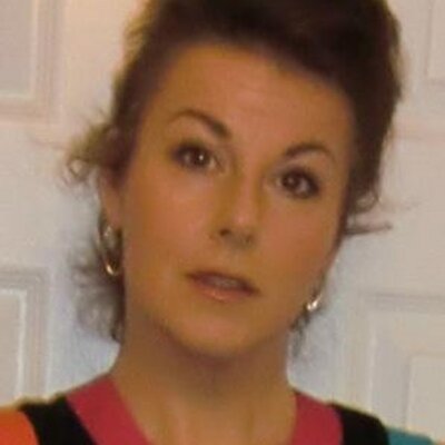 Profile Picture of Donna Evans (@Pettyharbour) on Twitter