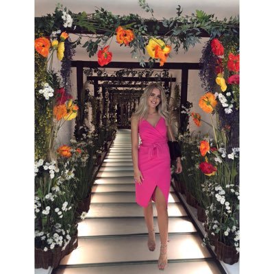 Profile Picture of Holly 👸🏼 (@holly_mitchellX) on Twitter