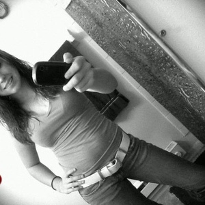 Profile Picture of Alana Bixtczh (@alanaayscue) on Myspace