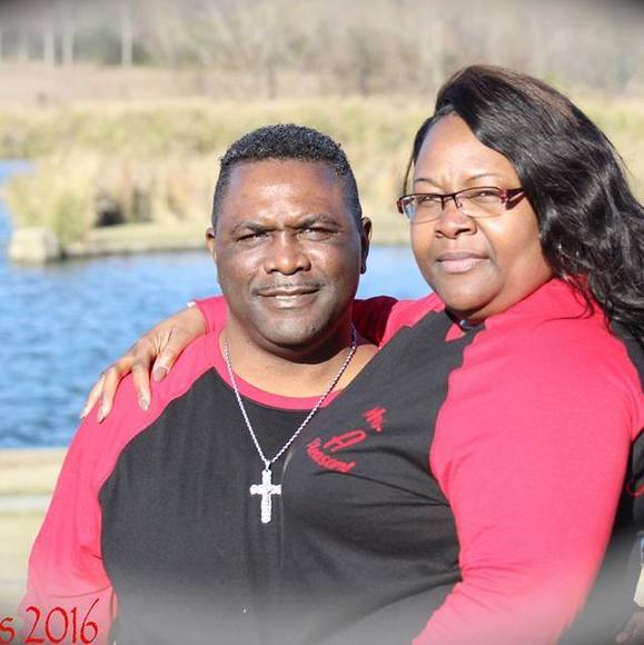 Profile Picture of Eric Pleasant (@epleasant49) on Poshmark