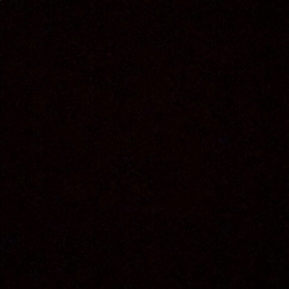 Profile Picture of Belle Bezanson (@belle_bez) on Poshmark