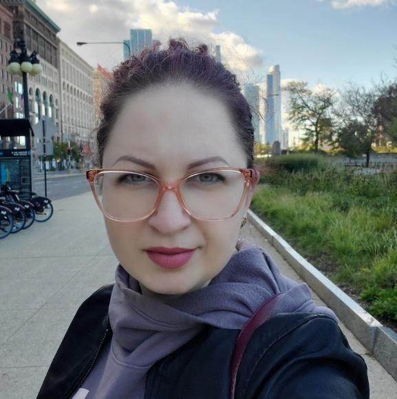 Mariana Ivanna - Poshmark Profile Picture of Mariana Ivanna (@marihanna_sol) on Poshmark