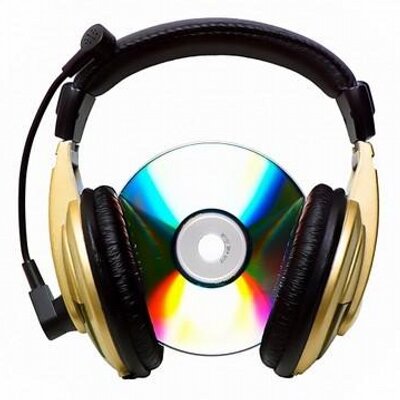 Profile Picture of Christopher Szeto (@TheVinylMuse) on Twitter