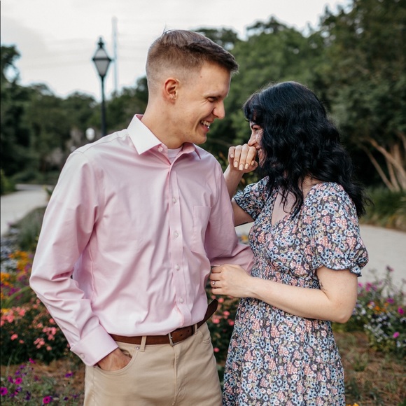 Profile Picture of Kelcey Reynolds (@kelcey_reynolds) on Poshmark