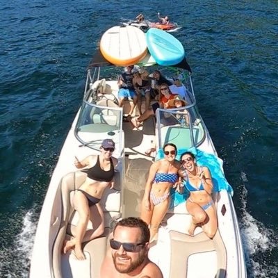Profile Picture of Adam Proulx (@AdamProulx9) on Twitter