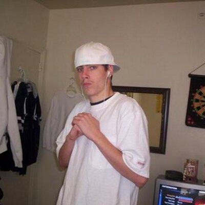 Profile Picture of Lance Lloyd (@boxer13s) on Twitter