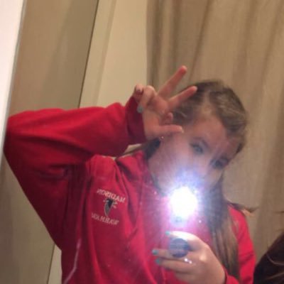 Profile Picture of Ariel Barker (@ariel_barker_) on Twitter