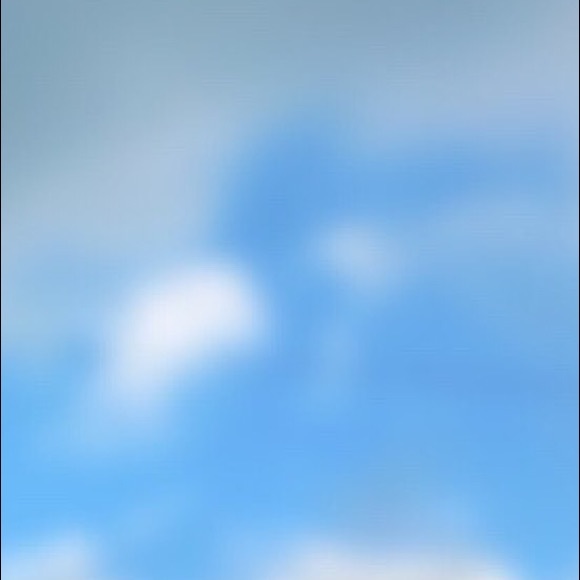 Profile Picture of Yazmin Sanchez (@yazminsanche931) on Poshmark