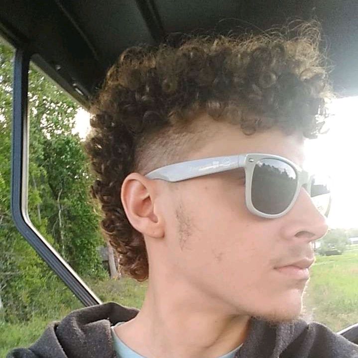 Profile Picture of Caleb Locklear (@itz.mr.curlyhair) on Tiktok