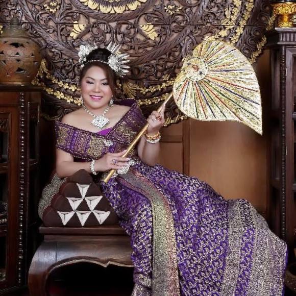 Profile Picture of Kacha Magid (@kachany) on Poshmark