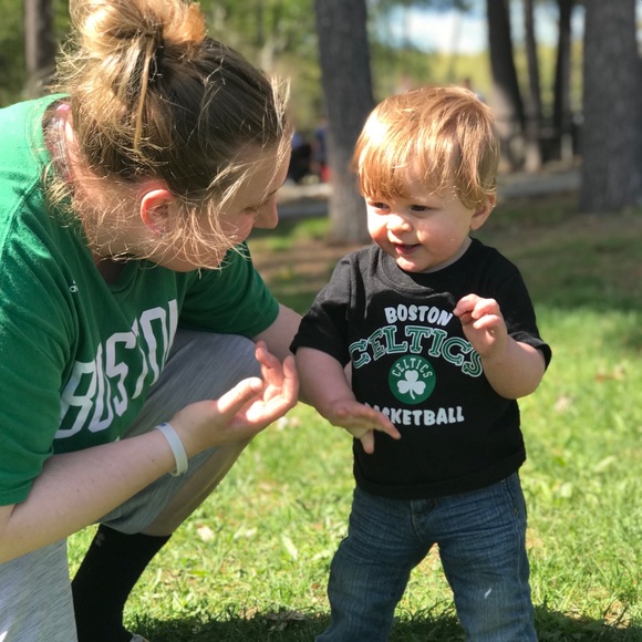 Profile Picture of Megan Blongy (@mblongy) on Poshmark