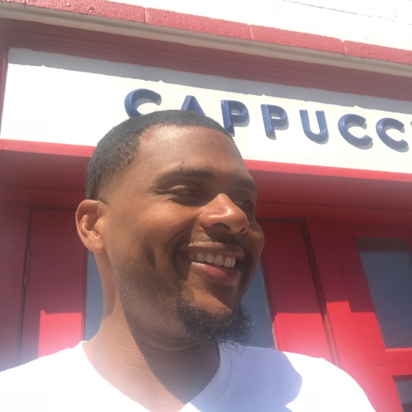 Profile Picture of Charles Thomas (@charlie1944) on Poshmark