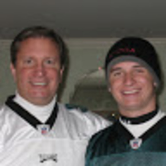 Profile Picture of Tom Mihok (@tomjmihok) on Poshmark