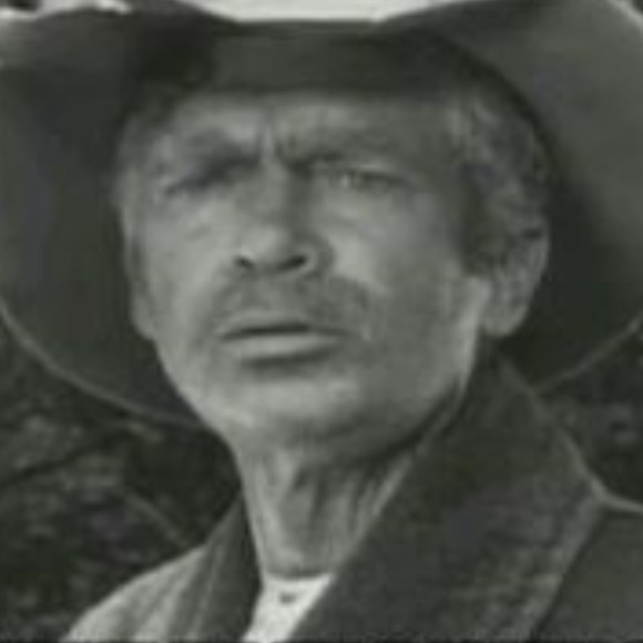 Profile Picture of Tim Cunningham (@tim_cunningham) on Poshmark