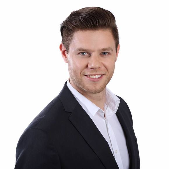 Profile Picture of Brian Konkel (@bkonkel1) on Poshmark