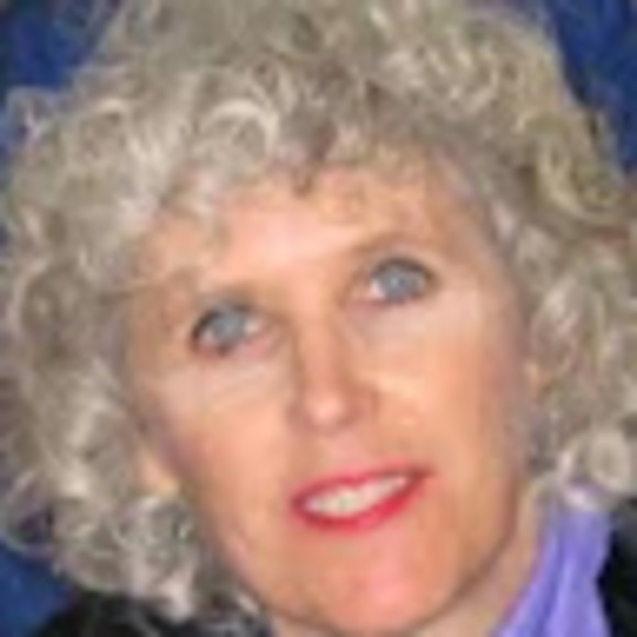 Profile Picture of Brenda Peterson (@bpetersonauthor) on Poshmark