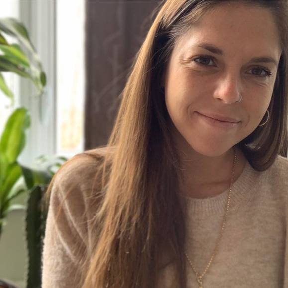 Profile Picture of Sarah Magnone (@sarahmagnone) on Poshmark
