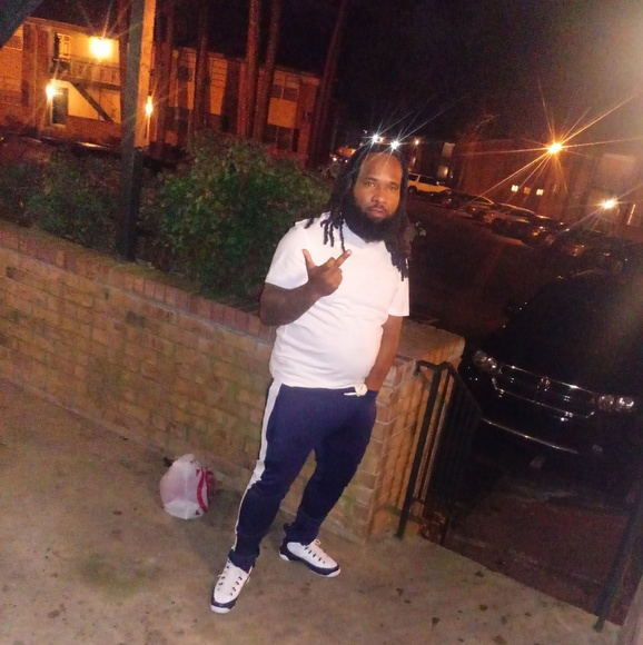 Profile Picture of Steven Roussell jr (@srj1205) on Poshmark