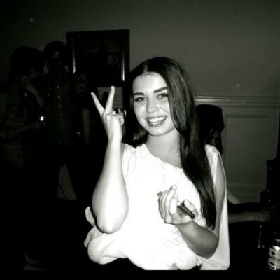 Amanda Persson - Twitter Profile Picture of Amanda Persson (@Denamanda) on Twitter