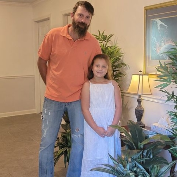 Profile Picture of Levisandra Cupstidmusseau (@levisandrac) on Poshmark