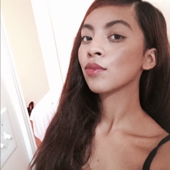 Jasmine Gurubel - Poshmark Profile Picture of Jasmine Gurubel (@mercj) on Poshmark