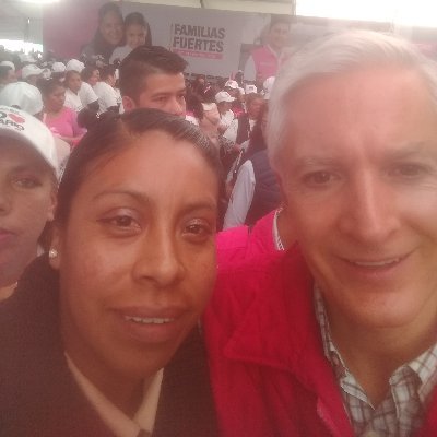 Profile Picture of Tina Castañeda  👑 (@bobadilla_tina) on Twitter