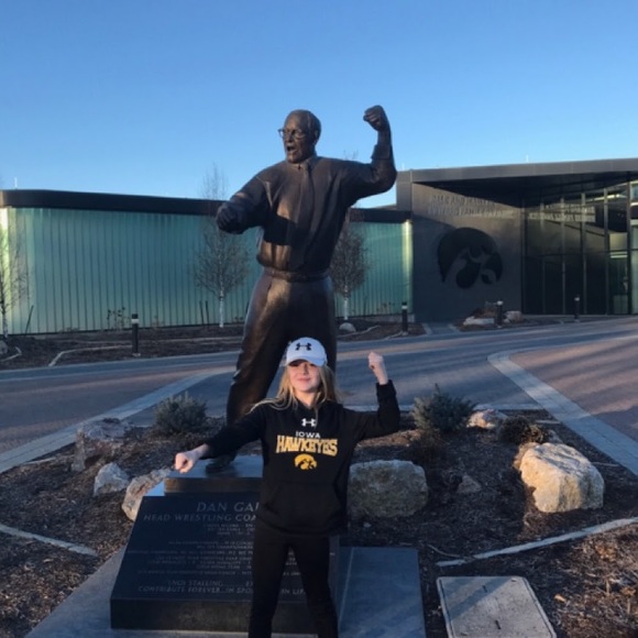 Profile Picture of Audrey Thomas (@audreythomas971) on Poshmark