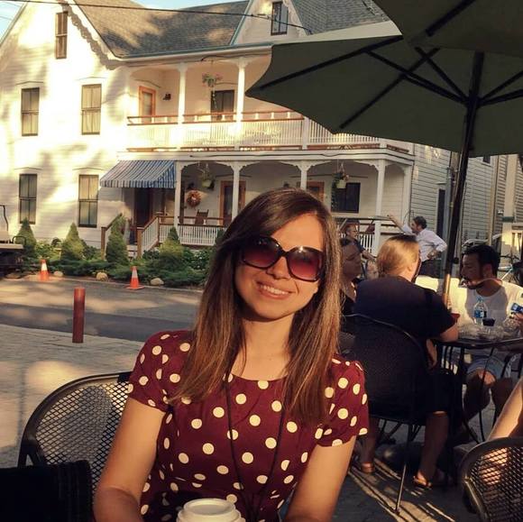 Profile Picture of İklime Çankır (@ikooo) on Poshmark