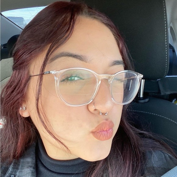 Profile Picture of Myra Rodriguez (@myraaa3) on Poshmark