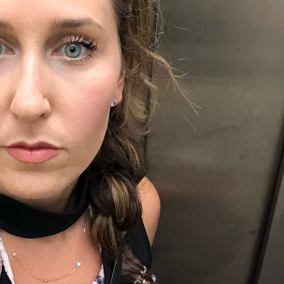 Profile Picture of Amanda Reid (@amandakayreid) on Poshmark