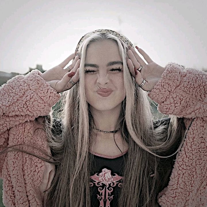 Profile Picture of ♡ (@janerbi) on Tiktok