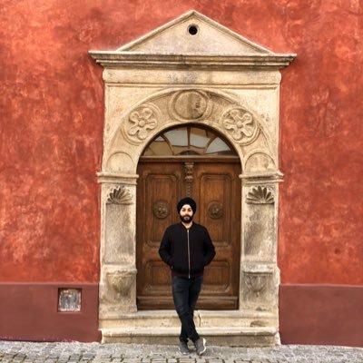 Profile Picture of Jas Singh (@Jaskaran__Singh) on Twitter
