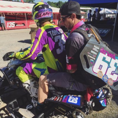 Profile Picture of B-GREG (@BrettGregson) on Twitter