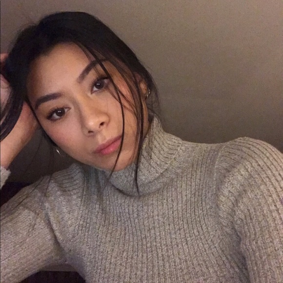 Yumin Wang - Poshmark Profile Picture of Yumin Wang (@yuminwang) on Poshmark