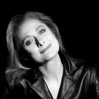 Caroline Goodall - Instagram Profile Picture of Caroline Goodall (@carogoodall) on Instagram