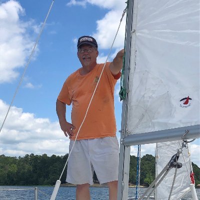 Profile Picture of John Clary (@claryscove) on Twitter