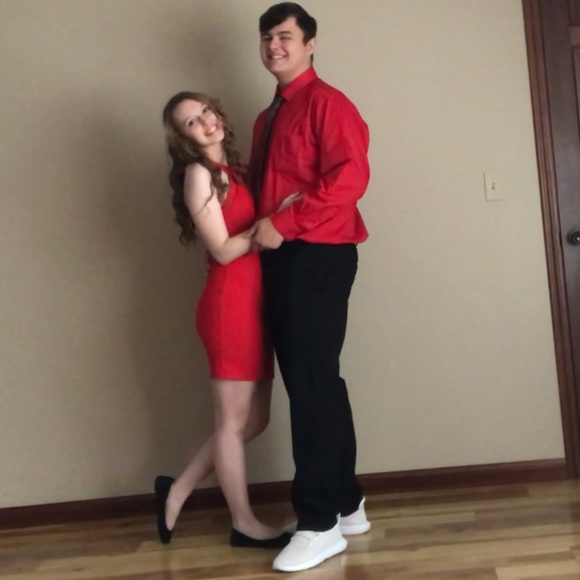 Profile Picture of Benjamin Schenkel (@b_schenkel) on Poshmark