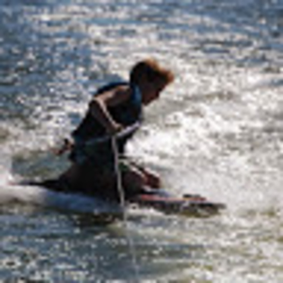 Profile Picture of Avery Passini (@av_ery) on Poshmark